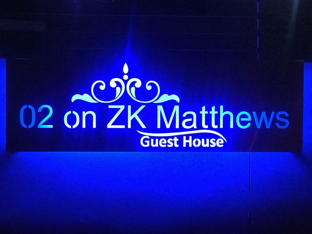 2 On Zk Matthews Guesthouse Mthatha Exterior photo